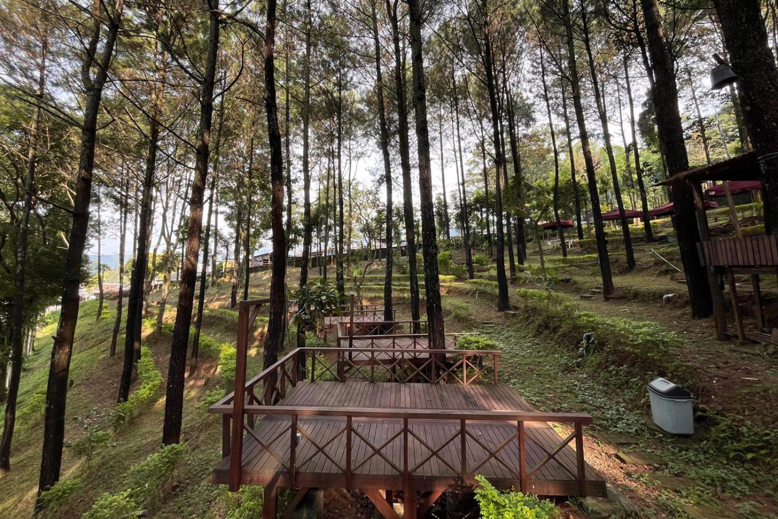 Alas Pacet By Twospaces, Mojokerto Kültér fotó