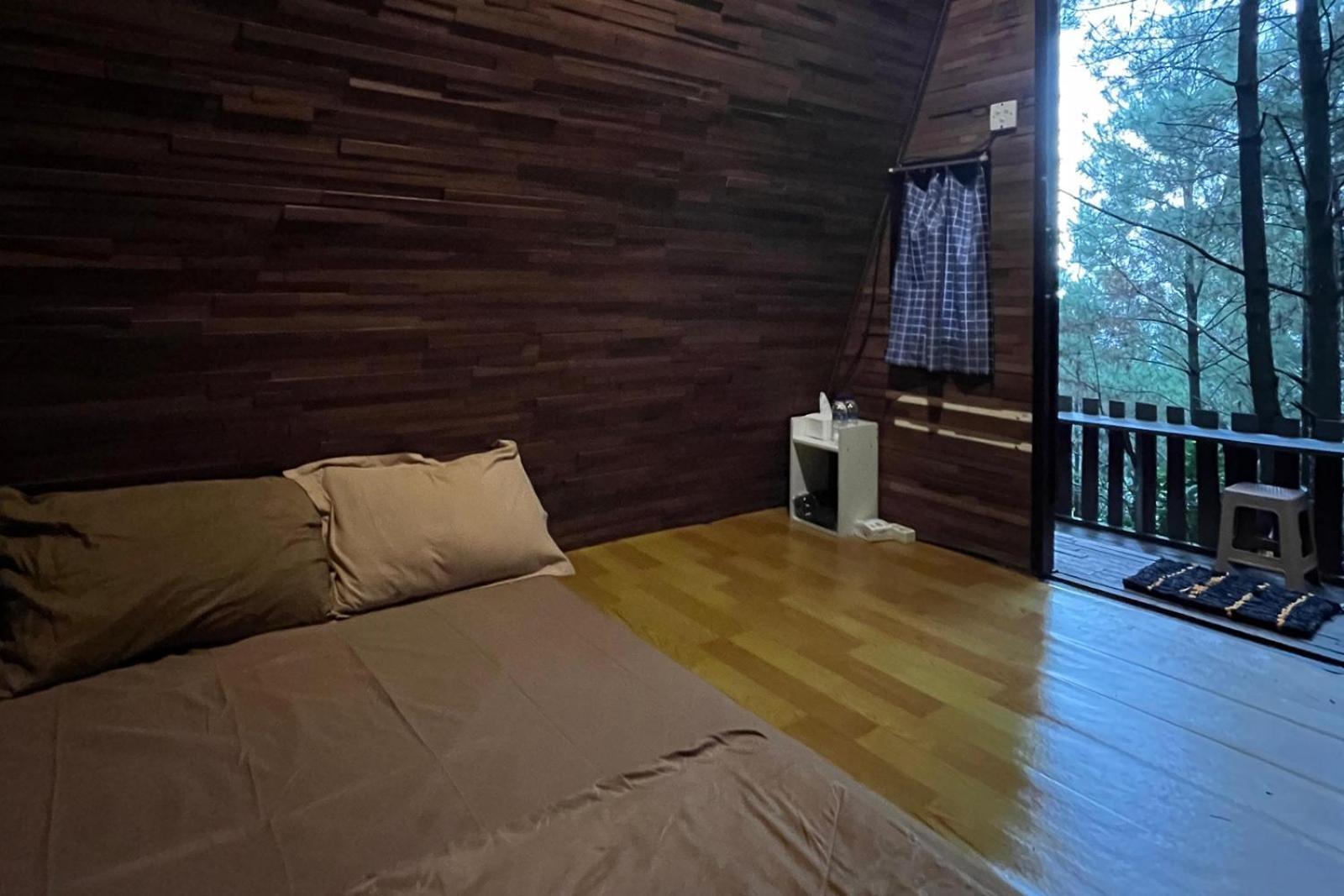 Alas Pacet By Twospaces, Mojokerto Kültér fotó