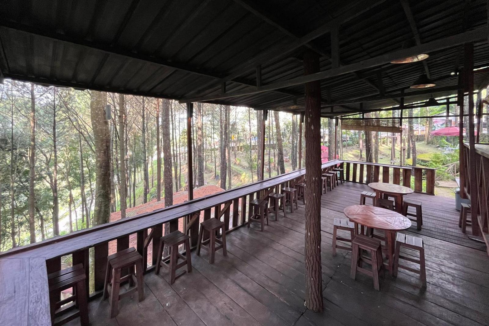 Alas Pacet By Twospaces, Mojokerto Kültér fotó