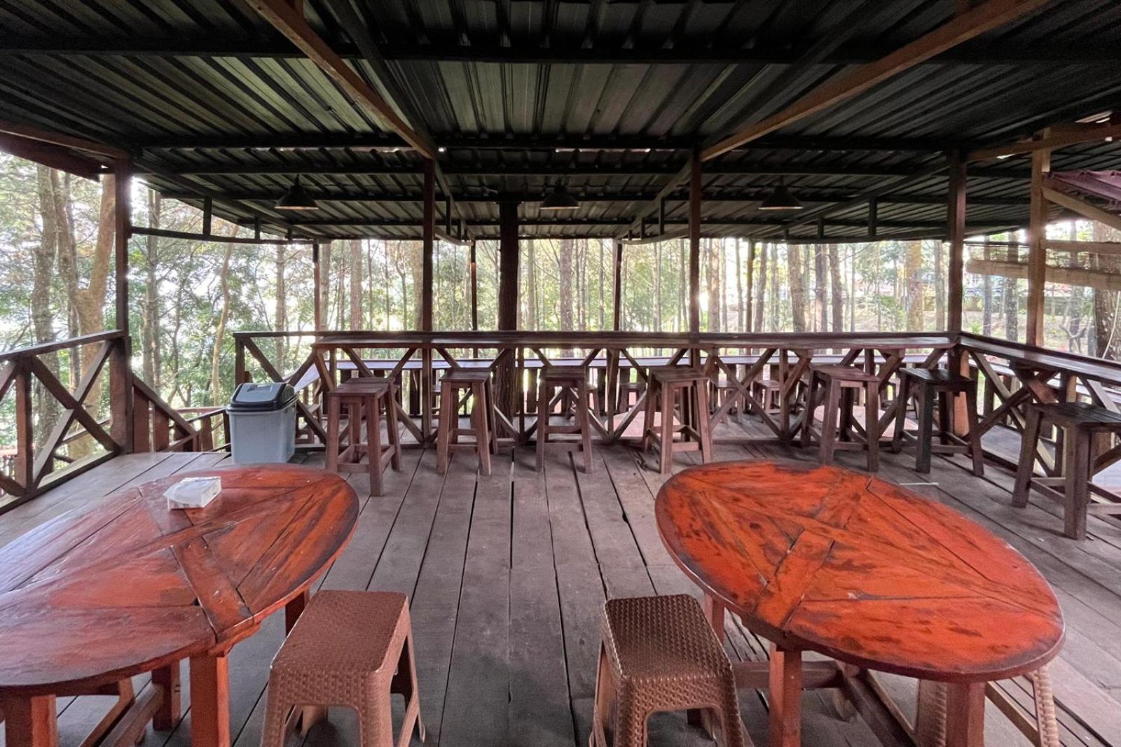 Alas Pacet By Twospaces, Mojokerto Kültér fotó